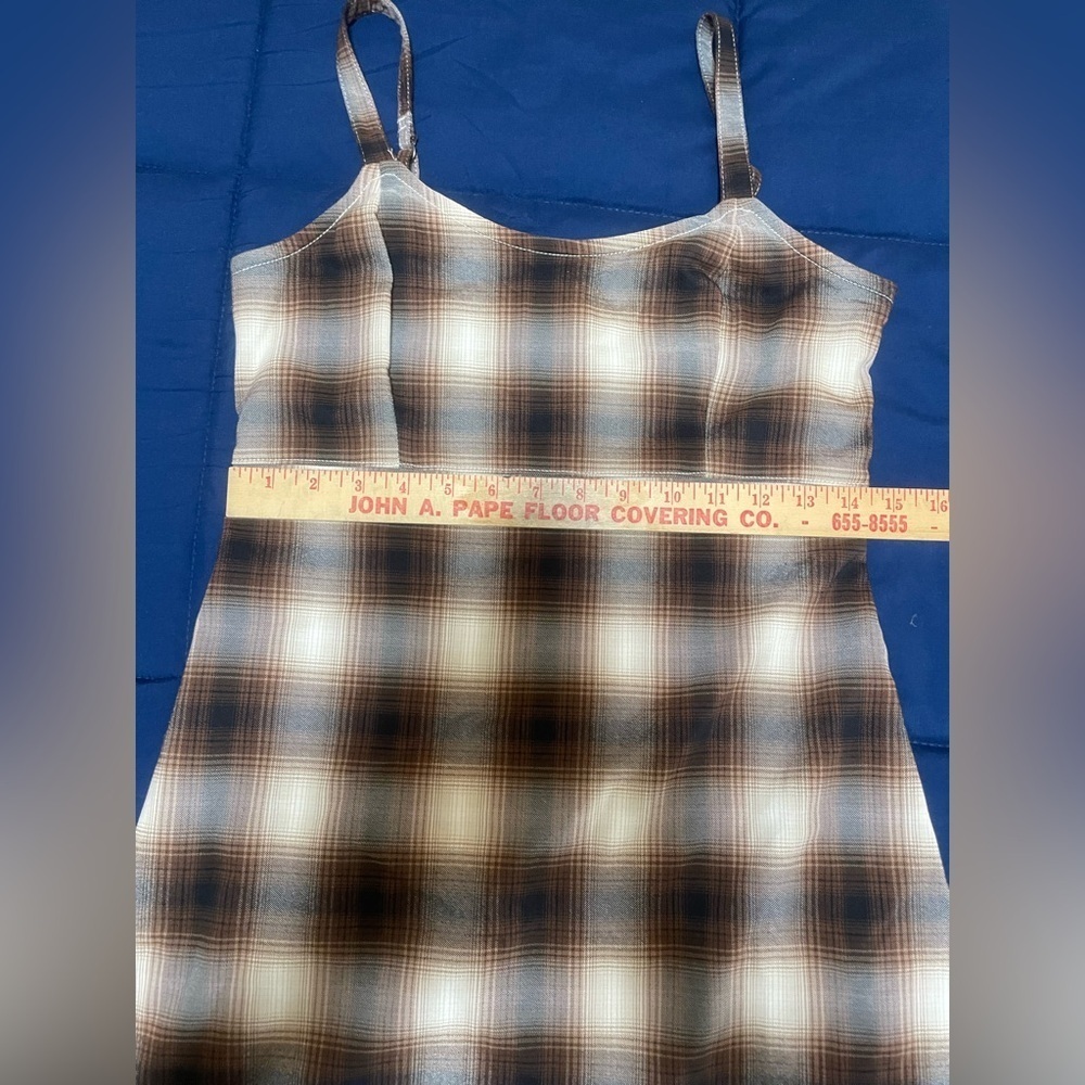 Hollister Plaid Preppy Brown Empire Waist Jumper Dress Size Medium - Picture 5 of 11